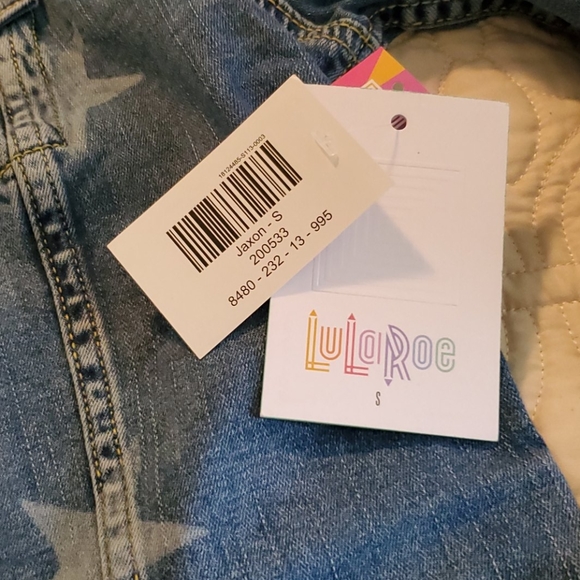 NWT SMALL LULAROE JAXON DENIM JACKET BLUE WASHED - Picture 3 of 5